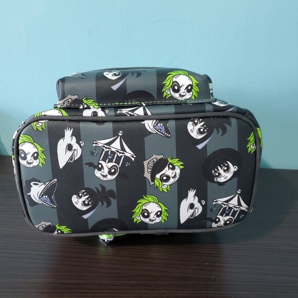 NWT Loungefly Beetlejuice Mini Backpack - Small Shop Exclusive - Picture 6 of 7